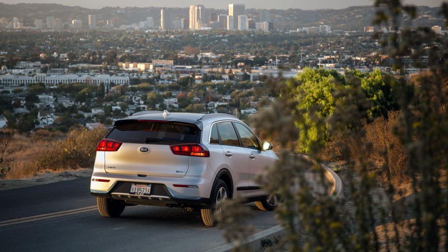  Kia Niro Plug-In Hybrid (DE) 2018 года  (NA) (фото 26 из 47)